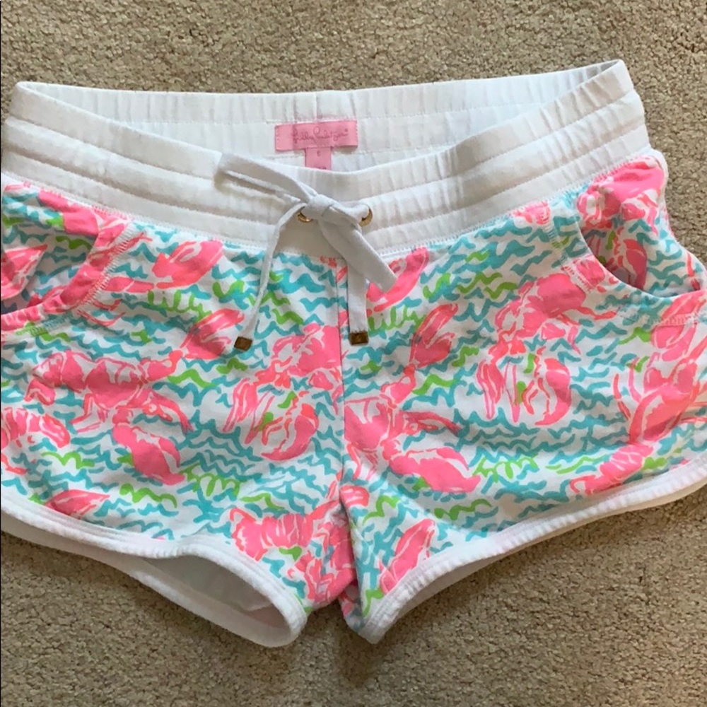 Lilly Pulitzer lobster roll knit shorts